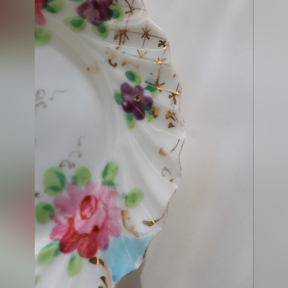 Floral Hand-Painted Decorative Plate with Gold Accents - Picture 4 of 9